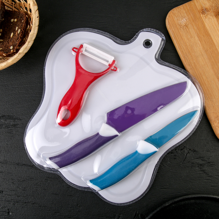 Набор ножей 4 предмета: 2 ножа 9,13 см,доска разделочная 26,5*25см, овощечистка