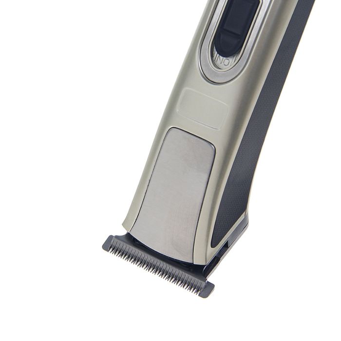 Машинка для стрижки LuazON LST-04, АКБ 600 мАч, насадки 3, 6, 9, 12 мм, LED-индик.