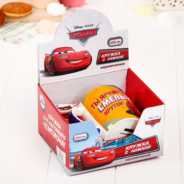 Набор кружка с ложкой "Ты яркий, смелый, крутой" Тачки, 350 мл