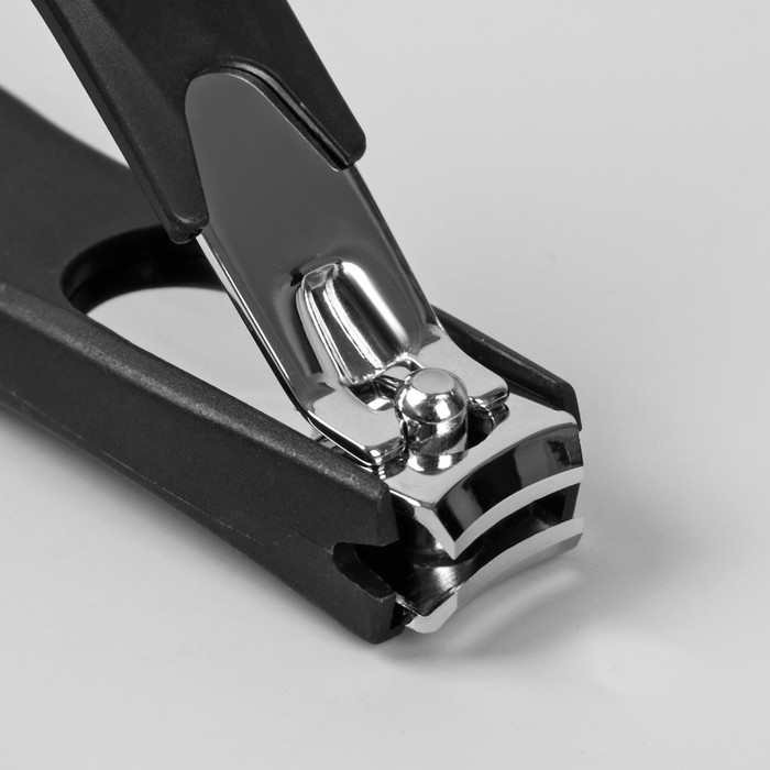 Кусачки-книпсер педикюрные, 9(±0,5)см, цвет серебристый/чёрный/розовый