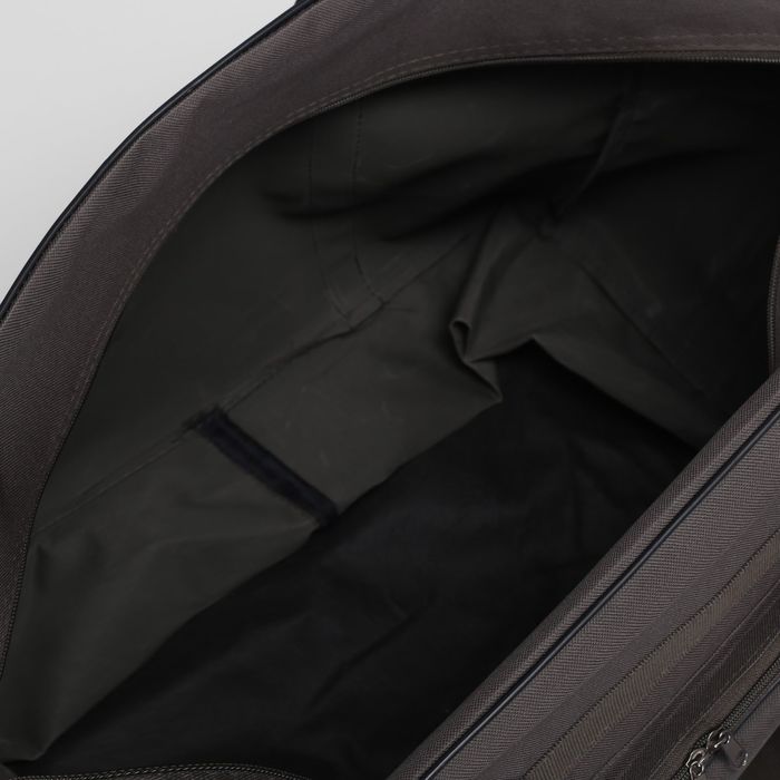 Сумка дорожная на молнии, 1 отдел, 2 наружных кармана, длинный ремень, цвет коричневый