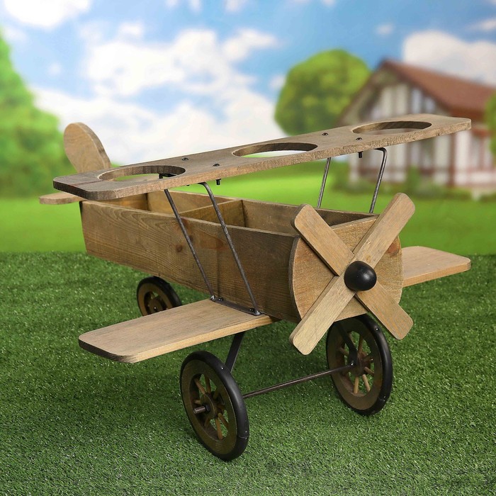 Садовая фигура с подставкой для кашпо "Самолёт"