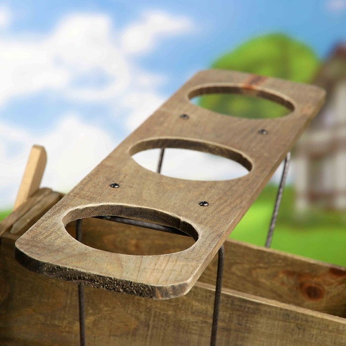 Садовая фигура с подставкой для кашпо "Самолёт"