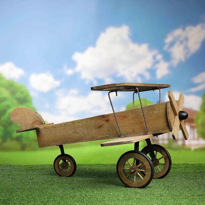 Садовая фигура с подставкой для кашпо "Самолёт"