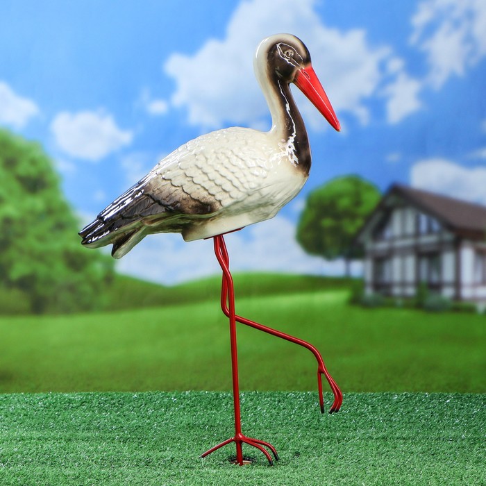 Садовая фигура "Аист на одной лапке"