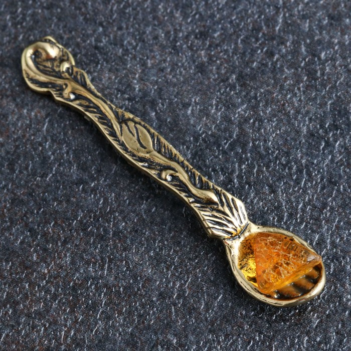 Сувенир кошельковый Ложка загребушка, с натуральным янтарем