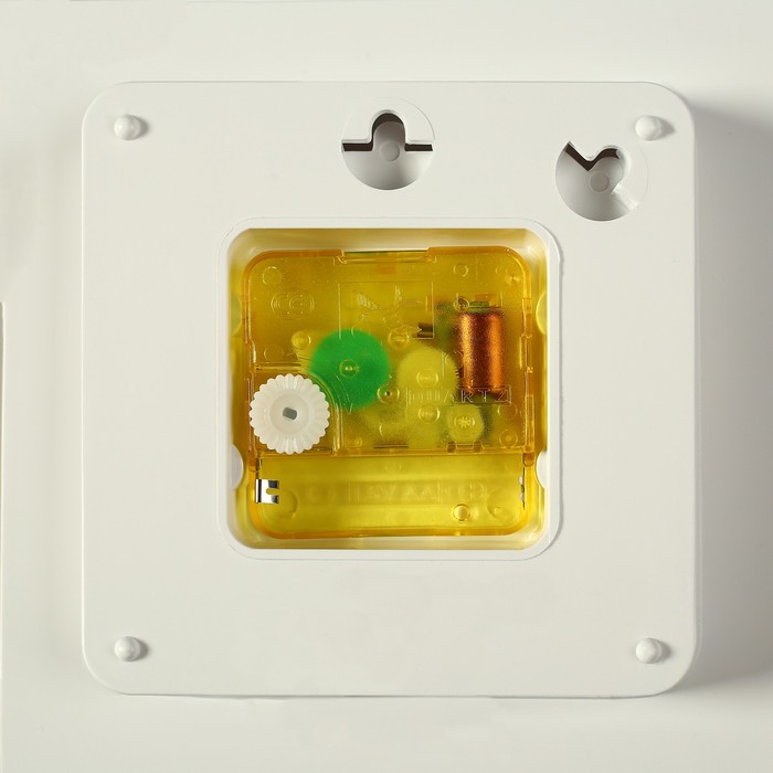 Часы настенные квадратные "Пионы", белая рамка, 20х20 см