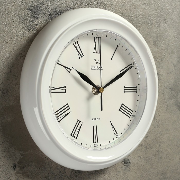 Часы настенные круглые "Классика", белый обод, 22х22 см