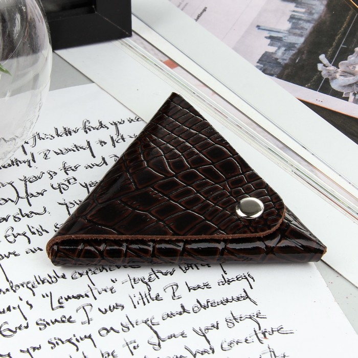 Футляр для монет на кнопке, крокодил, цвет тёмно-коричневый
