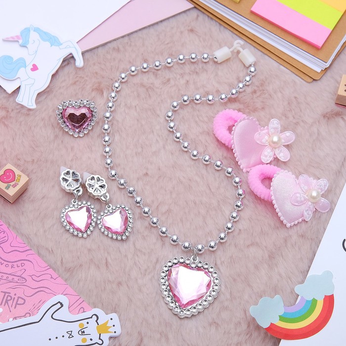 Набор детский "Выбражулька" 5 предметов: 2 резинки, клипсы, кулон, кольцо, сердце, цвет розовый