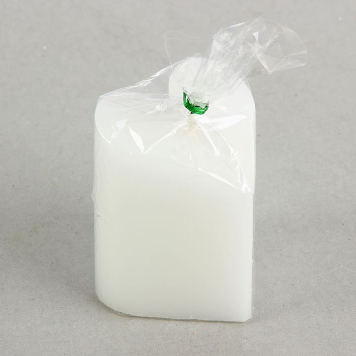 Свеча-пирамида "Сердце" 6,8 х 7,5 см, цвет белый