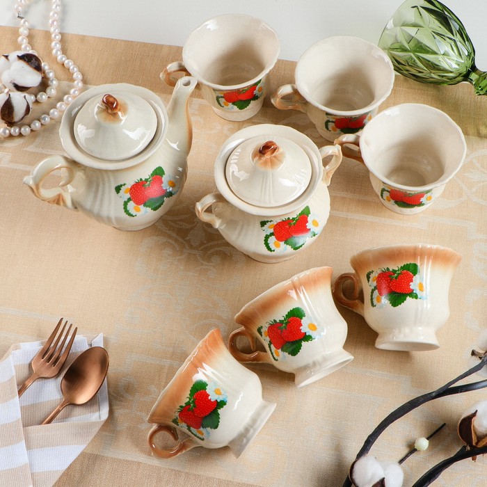 Чайный набор "Лорд" коричневый, клубника, 8 предметов 0,6/0,25 л