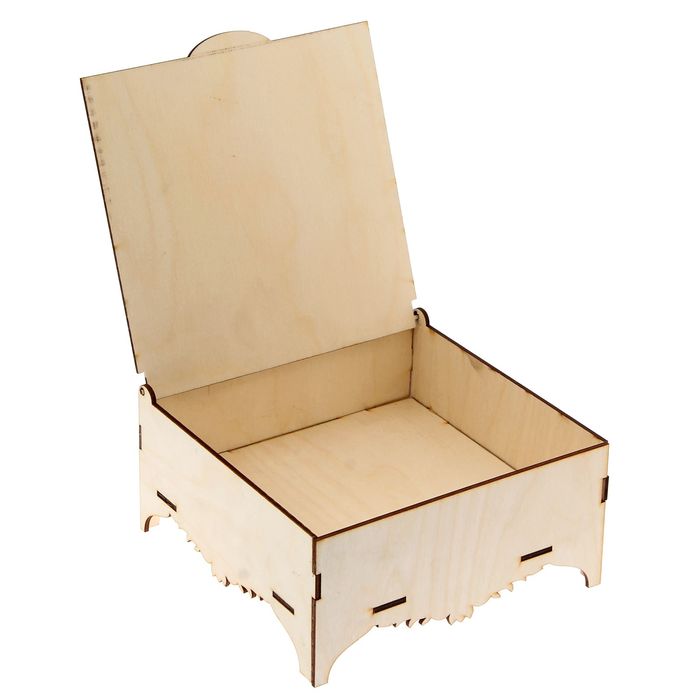 Шкатулка для декора на ножках 18,4х17,8х8,2 см (80670)