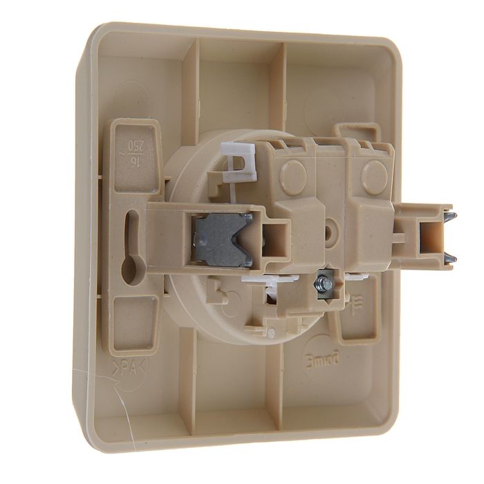 Розетка "Этюд" SchE PC16-001K, одноместная, без з/к, цвет кремовый