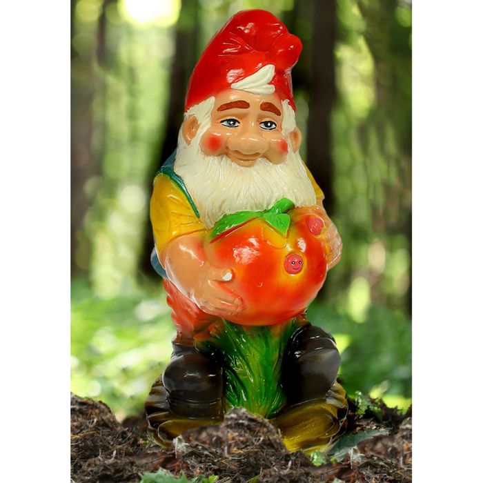 Садовая фигура "Гном с яблоками"