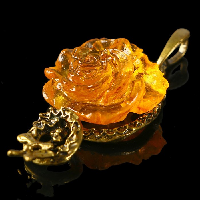 Сувенир "Змея на цветке"