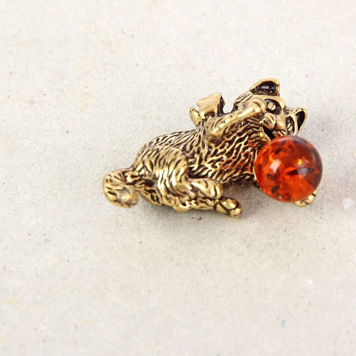 Сувенир "Котик с мячиком"