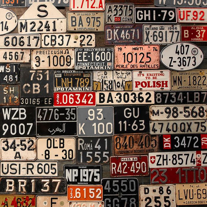 Фотообои "Номерные знаки", 2,7х2,7 м