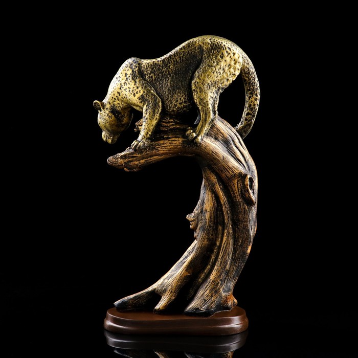 Сувенир "Леопард на дереве"
