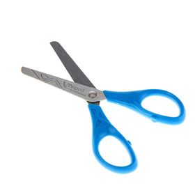 

Ножницы детские 13 см, Essentials, симметричные, закругленные концы, стальные лезвия, дисплей, микс