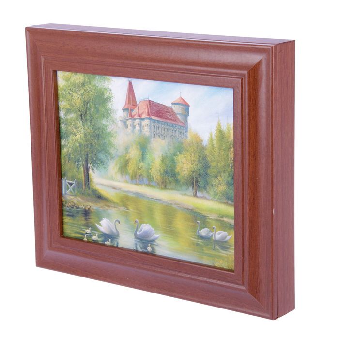 Ключница "Лебеди в пруду" орех