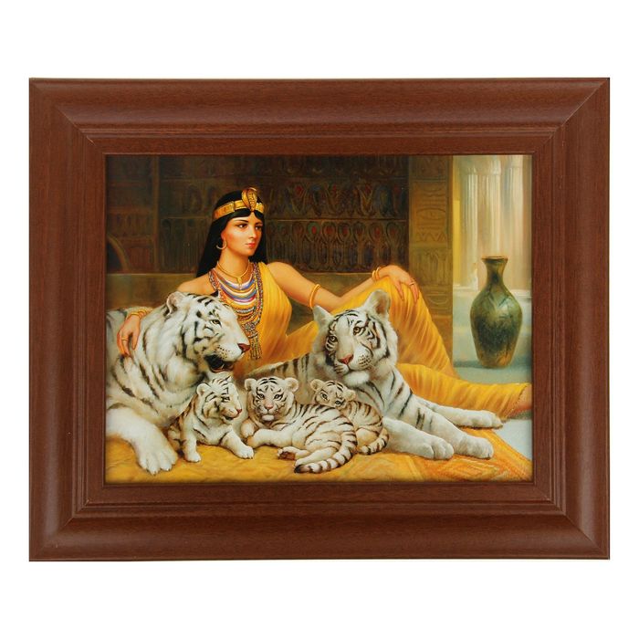 Ключница "Клеопатра с тиграми" орех