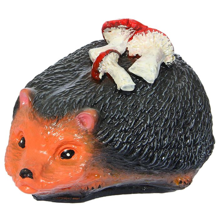 Садовая фигура "Ёж с красными грибами"