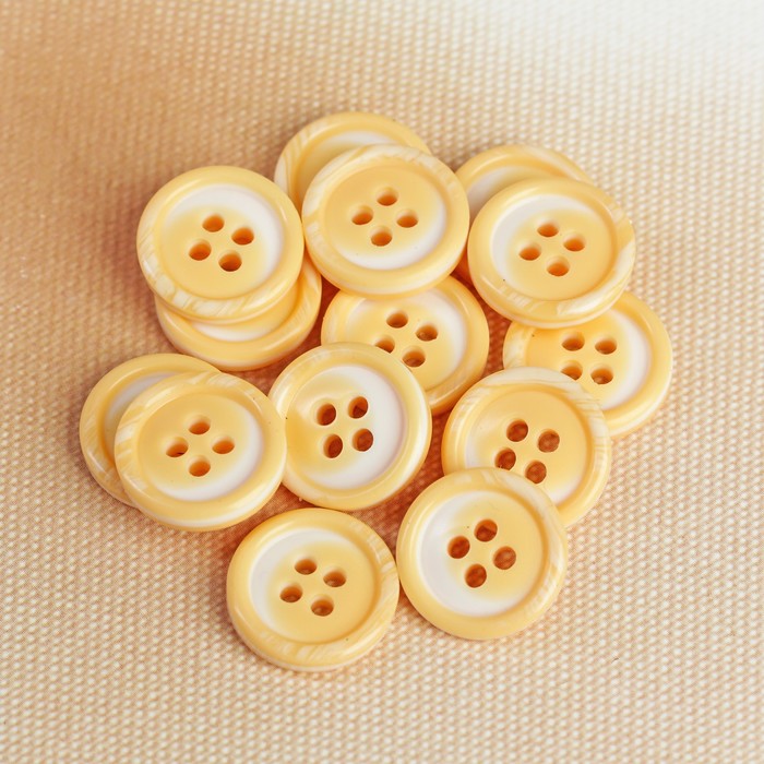 Пуговица, 4 прокола, 15мм, цвет песочный