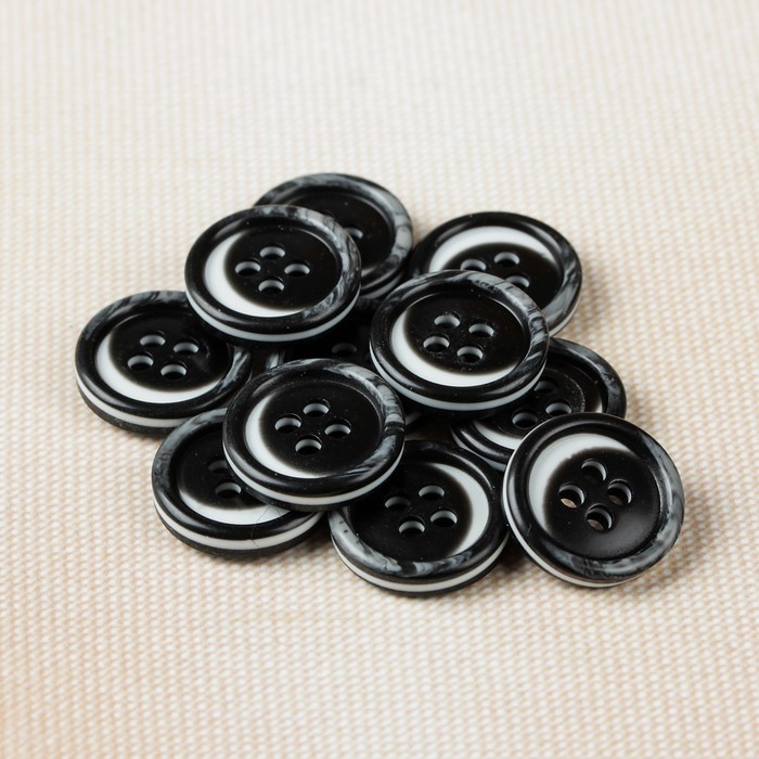 Пуговица, 4 прокола, 15мм, цвет чёрный