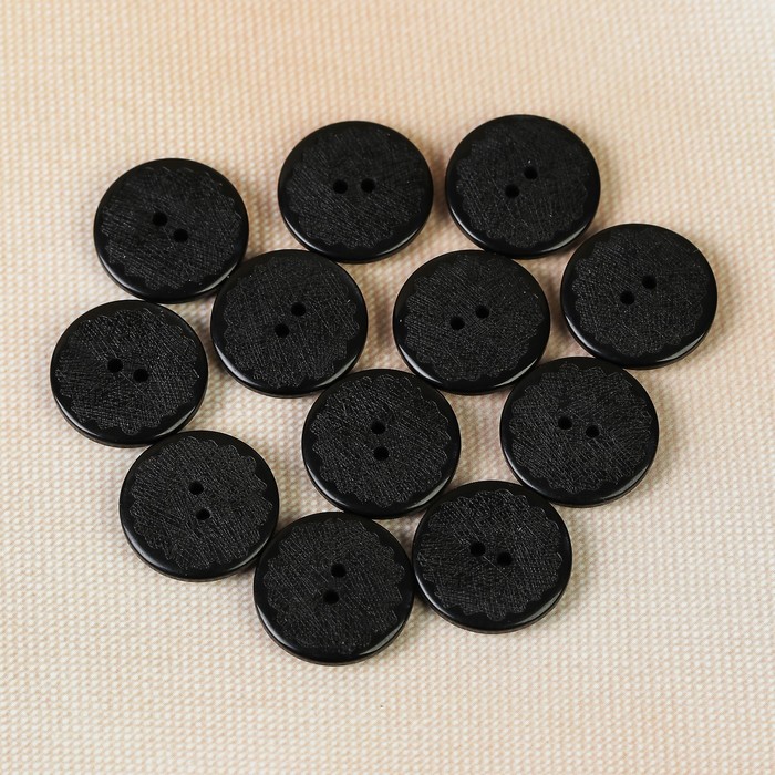 Пуговица, 2 прокола, 18мм, цвет чёрный