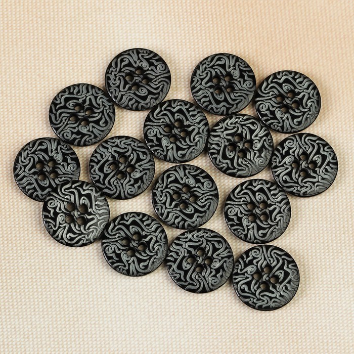 Пуговица, 4 прокола, 18мм цвет чёрный