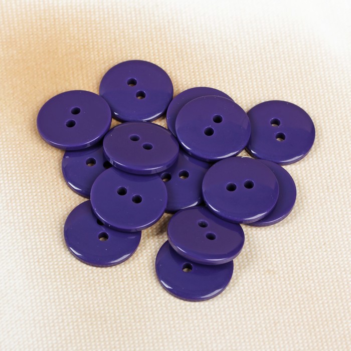 Пуговица, 2 прокола, 18мм, цвет тёмно-фиолетовый