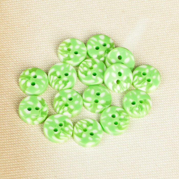 Пуговица, 2 прокола, 11мм, цвет зелёно-белый