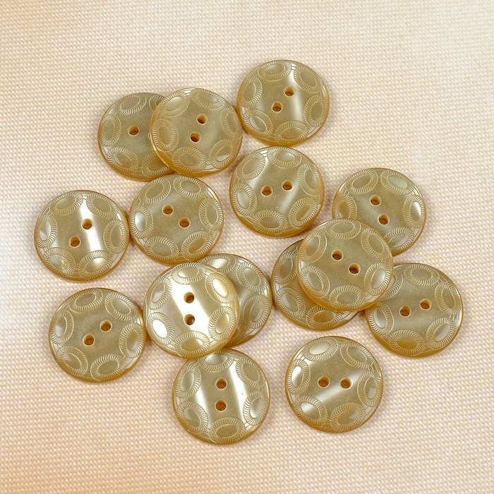 Пуговица, 2 прокола, 21,5мм, цвет бежевый