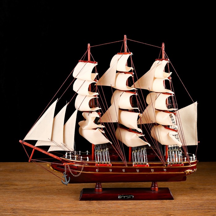 Корабль сувенирный «Бреслау», трёхмачтовый, под тёмное дерево, паруса бежевые, 49х43х8 см