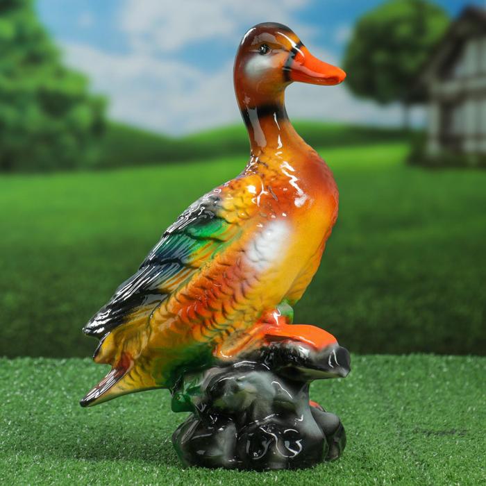 Садовая фигура "Серая утка" глянец