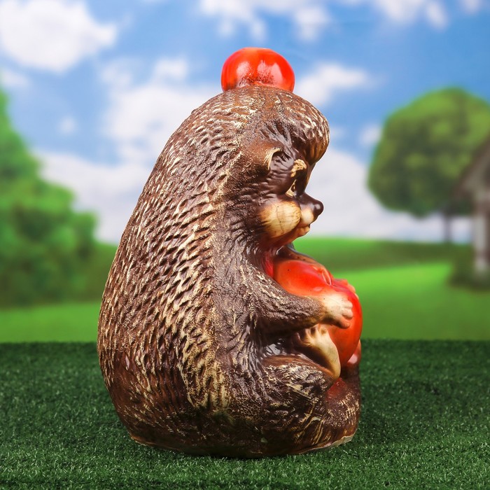 Садовая фигура "Ёж с яблоками" шамот