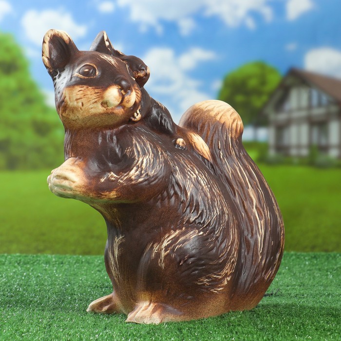 Садовая фигура "Белка" шамот