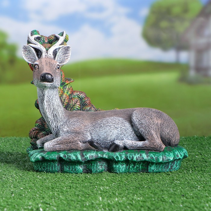 Садовая фигура "Олень"