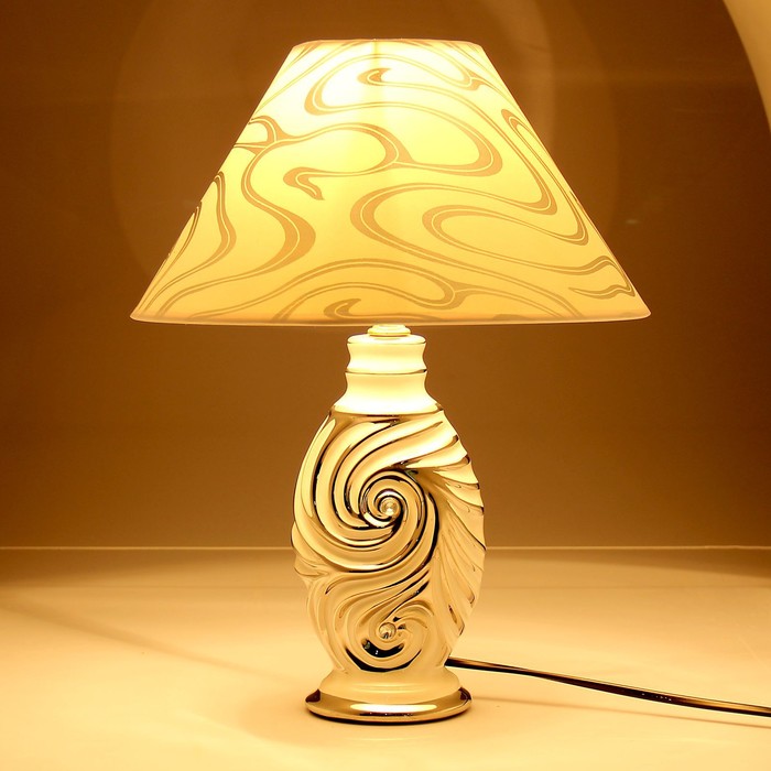 Лампа настольная "Вихрь" под белое серебро