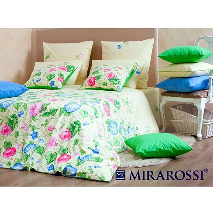 Постельное бельё Gloria 1,5 сп., размер 156х220, 140х205, 70х70-2 шт., 135 г/м2 3001/1