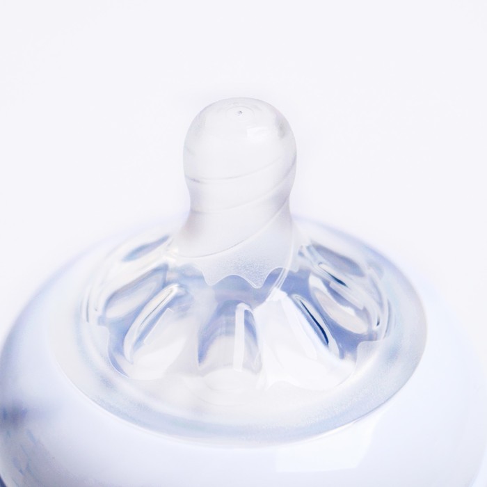 Набор для новорождённых Avent Natural, 6 предметов: бутылочка 125 мл, 2 шт., бутылочка 260 мл, 2 шт., соска-пустышка, щёточка