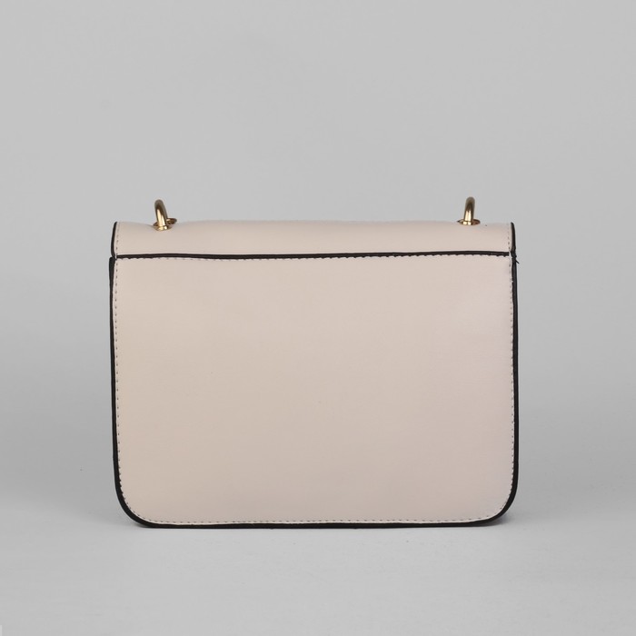 Сумка женская на клапане, 2 отдела, длинная цепочка, молочный