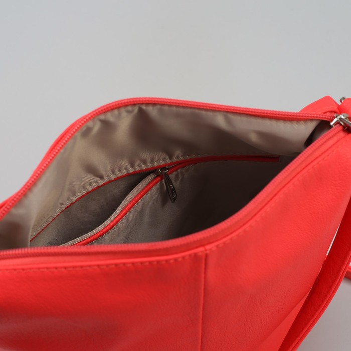 Сумка женская на молнии, 1 отдел, 1 наружный карман, длинный ремень, цвет коралловый