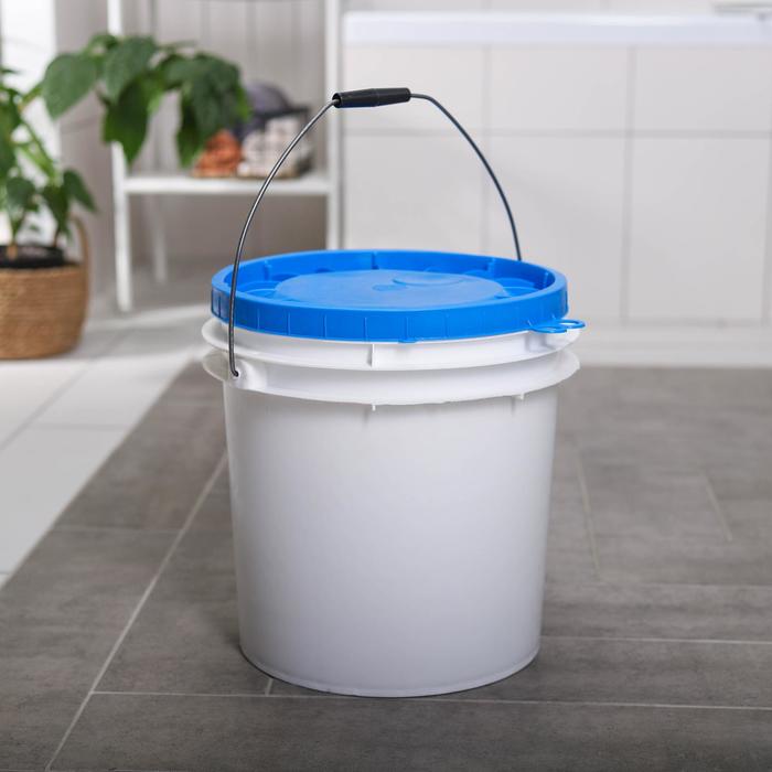 Ведро 20 л с герметичной крышкой, цвет белый