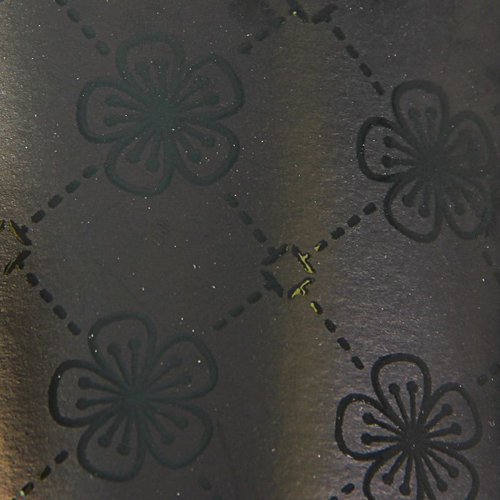 Конус для цветов "Лаконизм", черный, 16 х 26 см