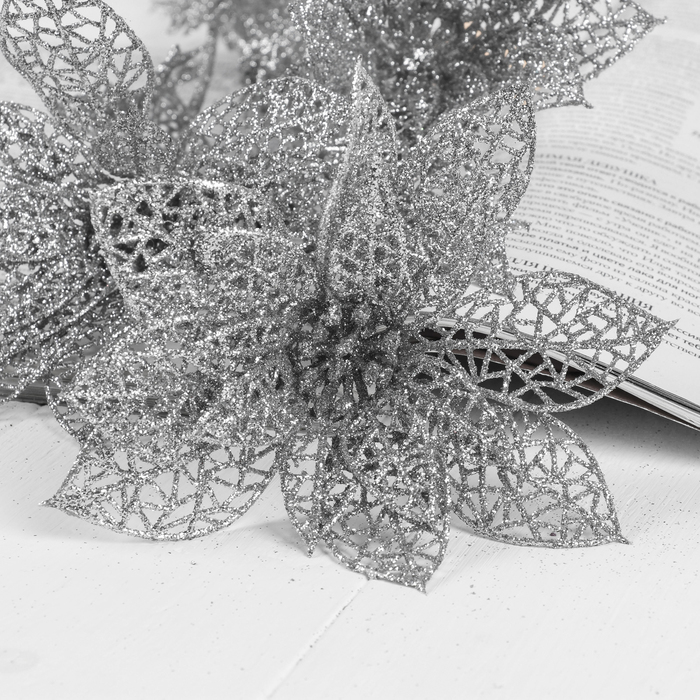 Ветка для декора "Серебряные резные цветы"