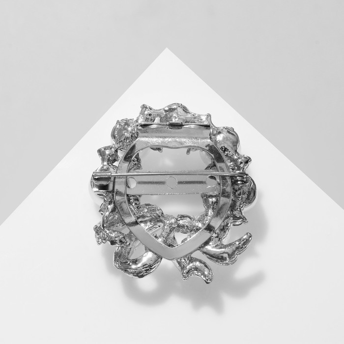 Зажим для платка "Жемчужный бант", цвет белый в серебре