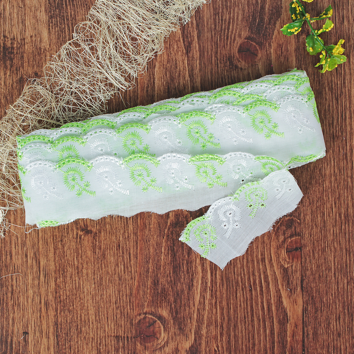 Кружево "Шитьё", ширина 50мм, 14±1м, цвет бело-зелёный