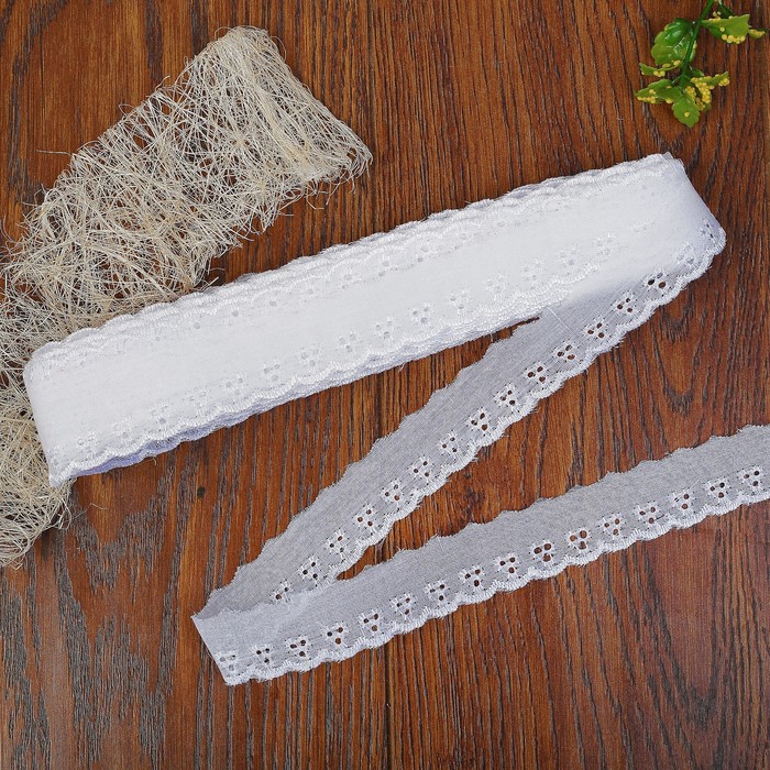 Кружево "Шитьё", ширина 30мм, 14±1м, цвет белый